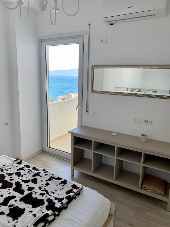 Loli Apartment Luxury White Residence Саранда Экстерьер фото